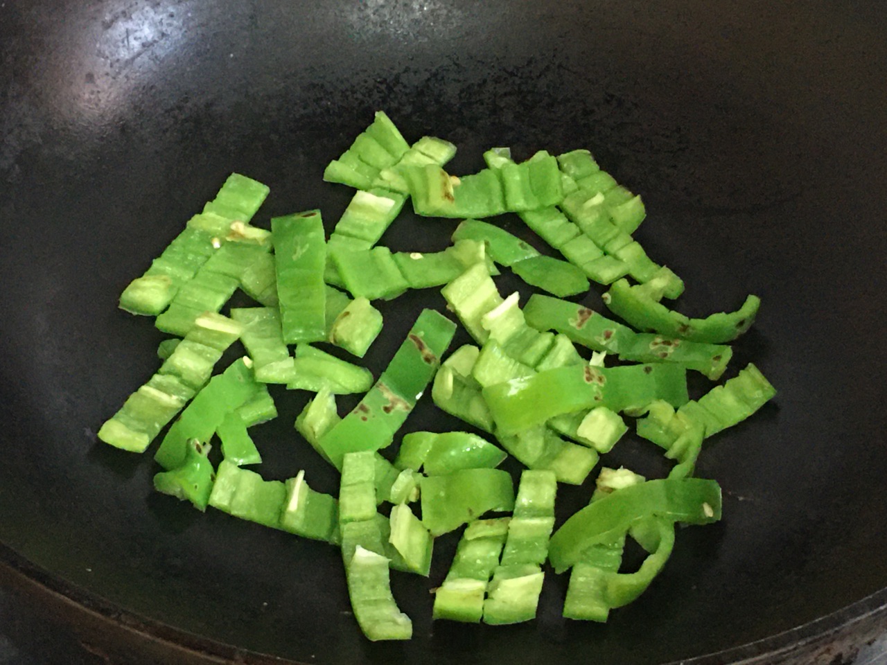 爆炒鱼肚