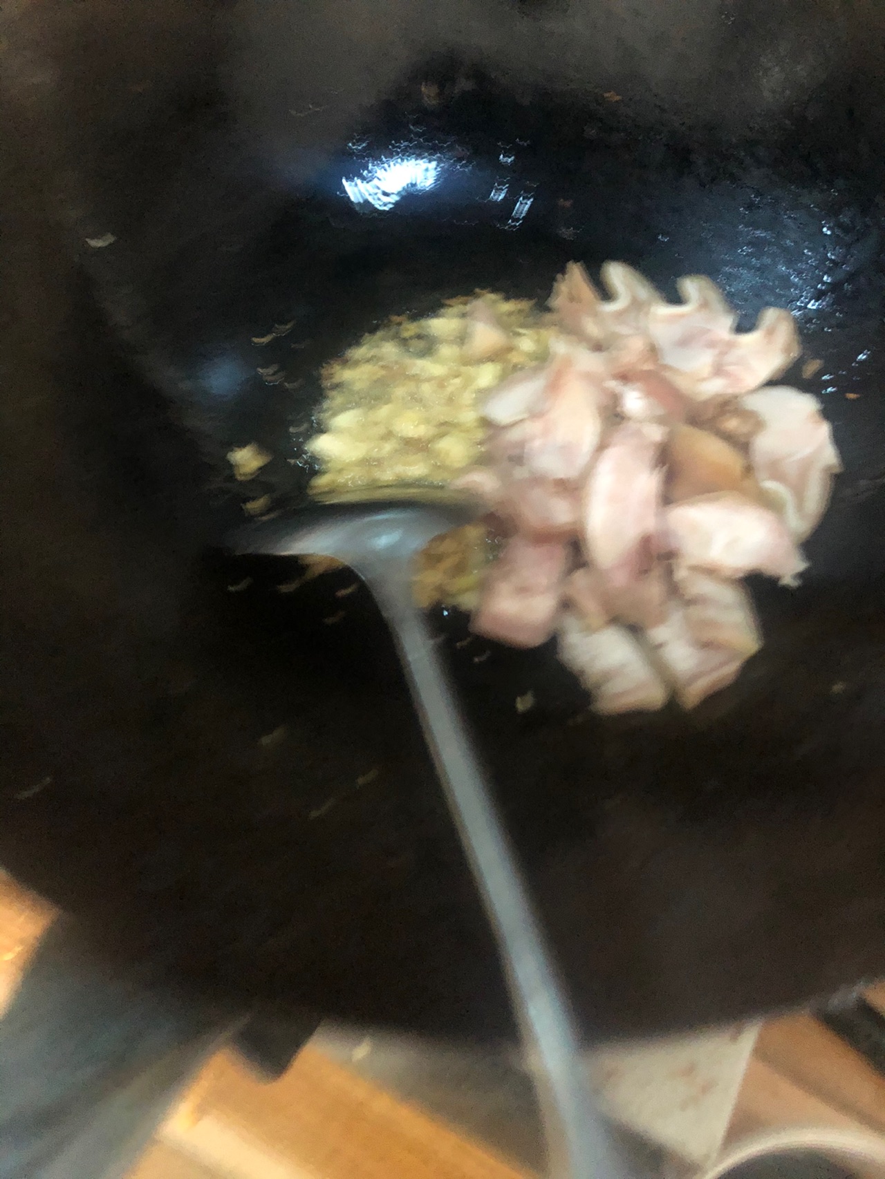 爆炒猪头肉，老人小孩都能吃
