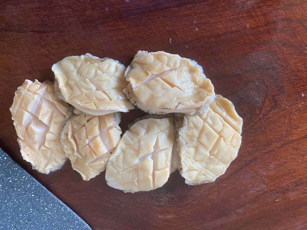 鲍鱼焖鸡翅