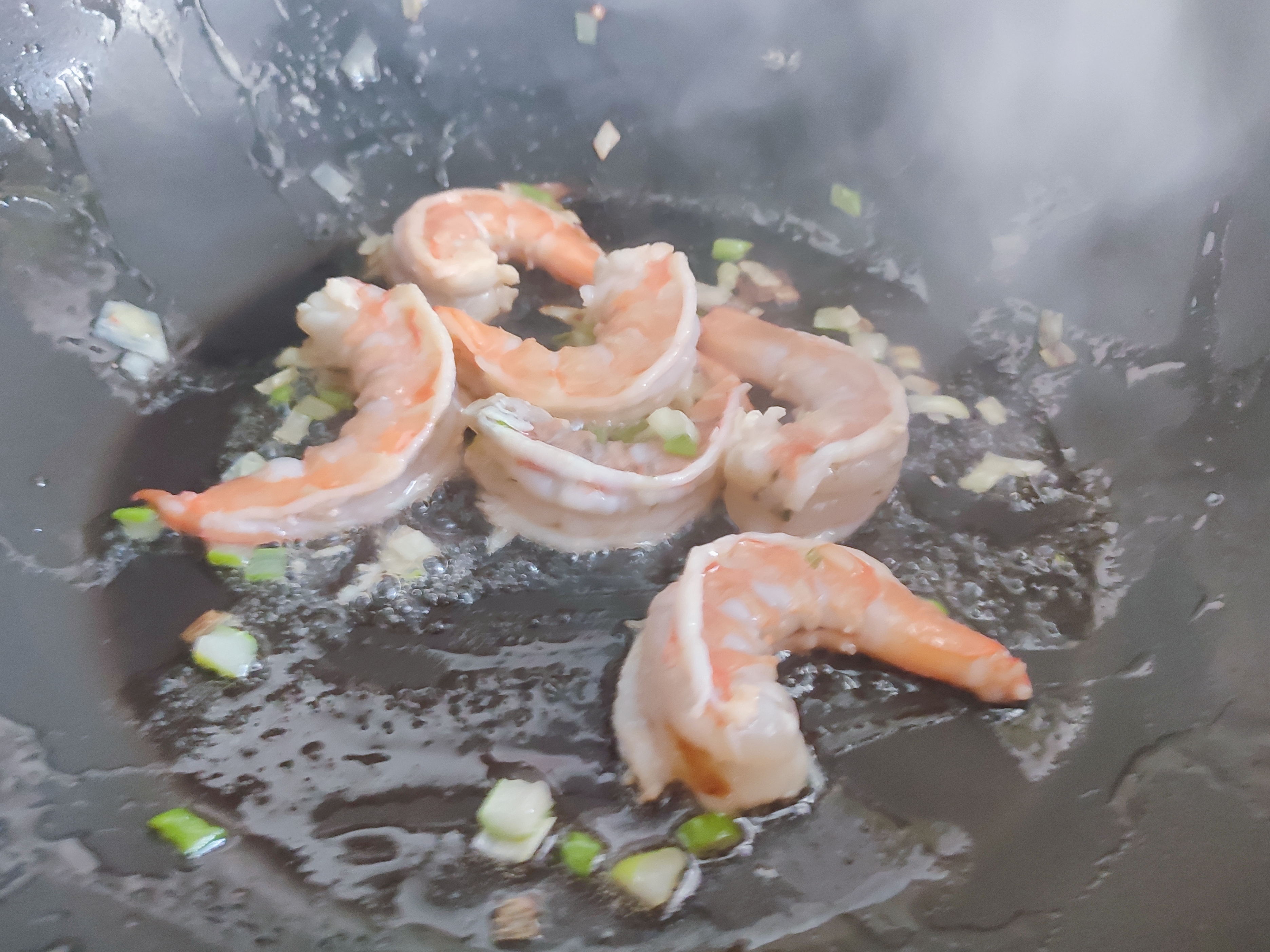 鲍鱼小土豆烧虾球