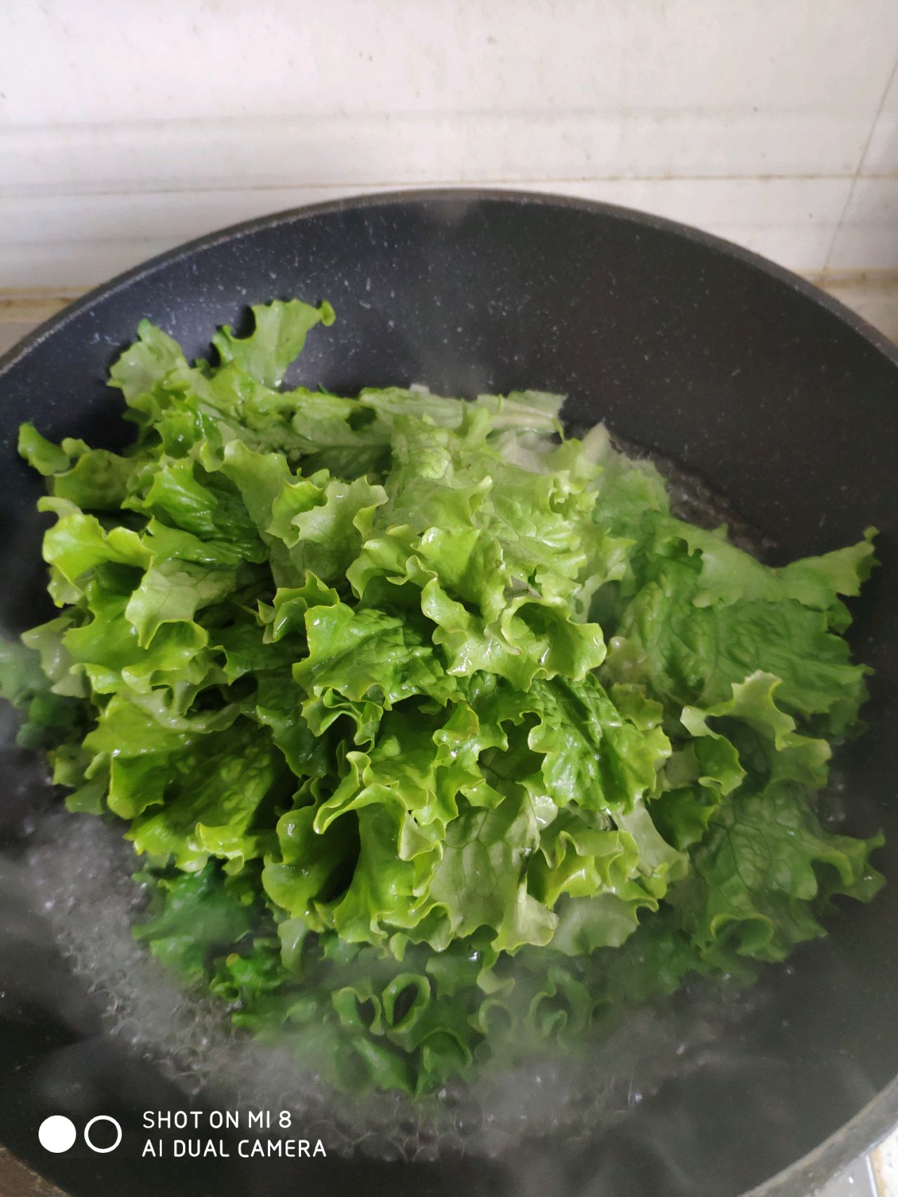 鲍汁耗油蒜蓉生菜