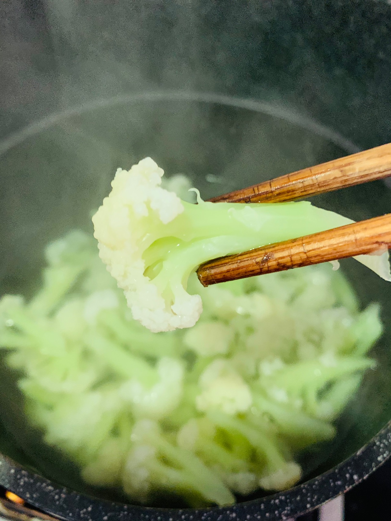 鲍汁蚝油西红柿炒花菜