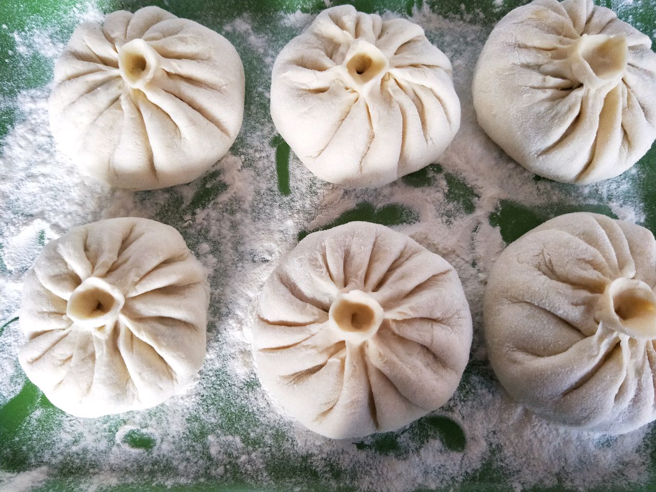 包子～香菇猪肉/韭菜鸡蛋虾仁