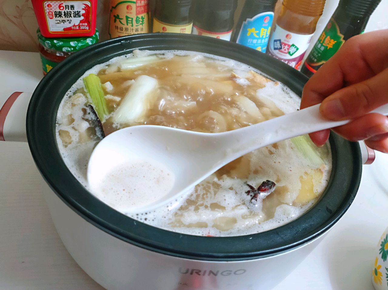 北方人这样做猪皮冻