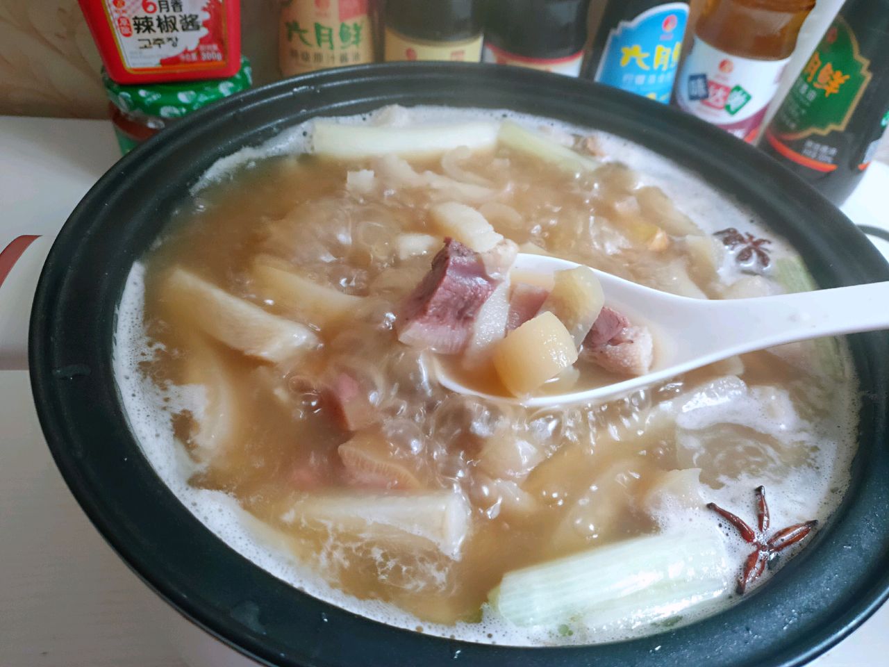 北方人这样做猪皮冻