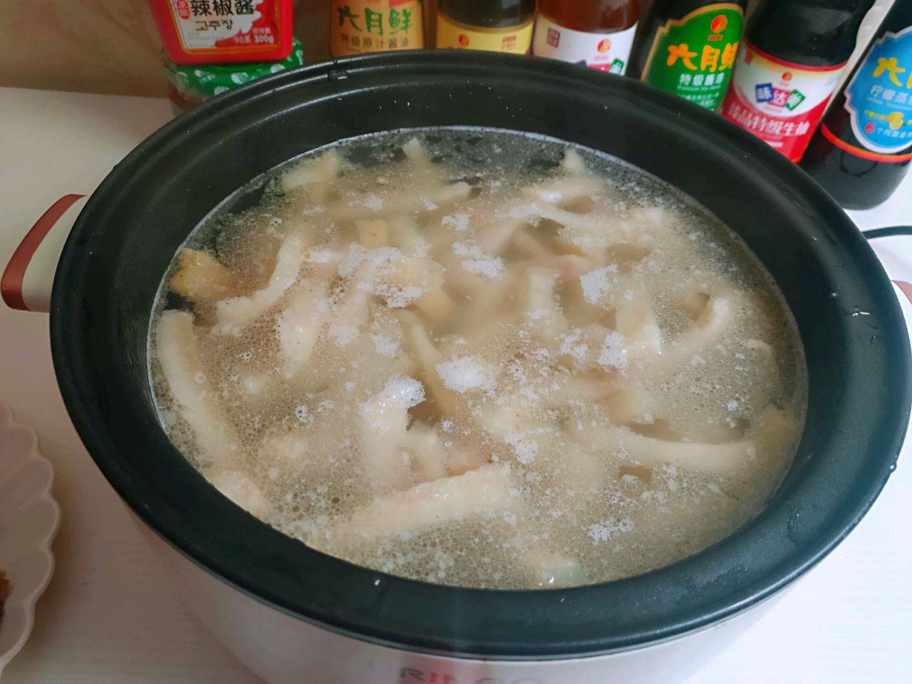 北方人这样做猪皮冻