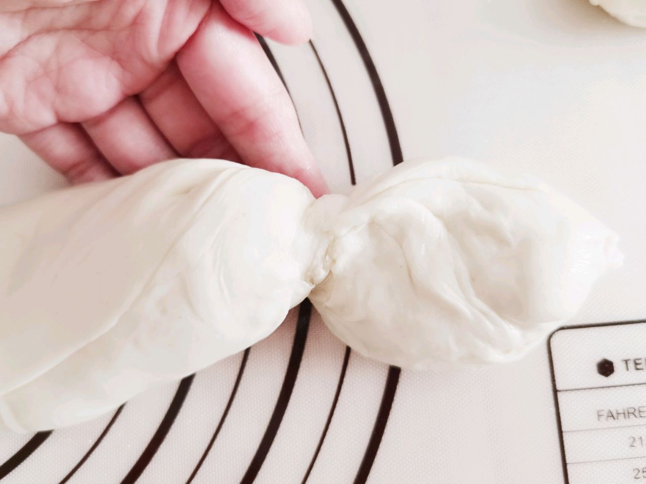 比饭店还好吃是驴肉火烧酥饼 酥脆掉渣