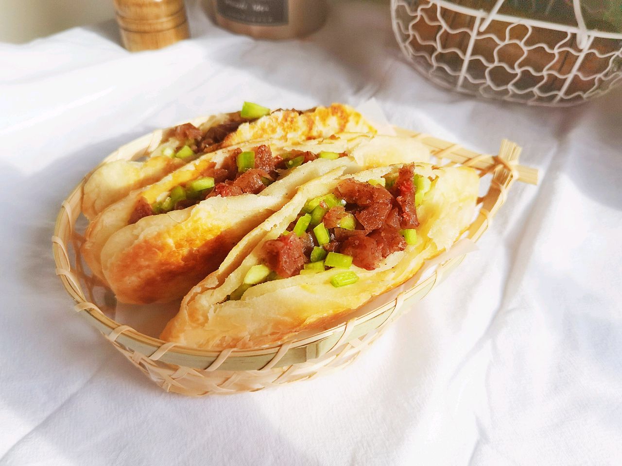 比饭店还好吃是驴肉火烧酥饼 酥脆掉渣