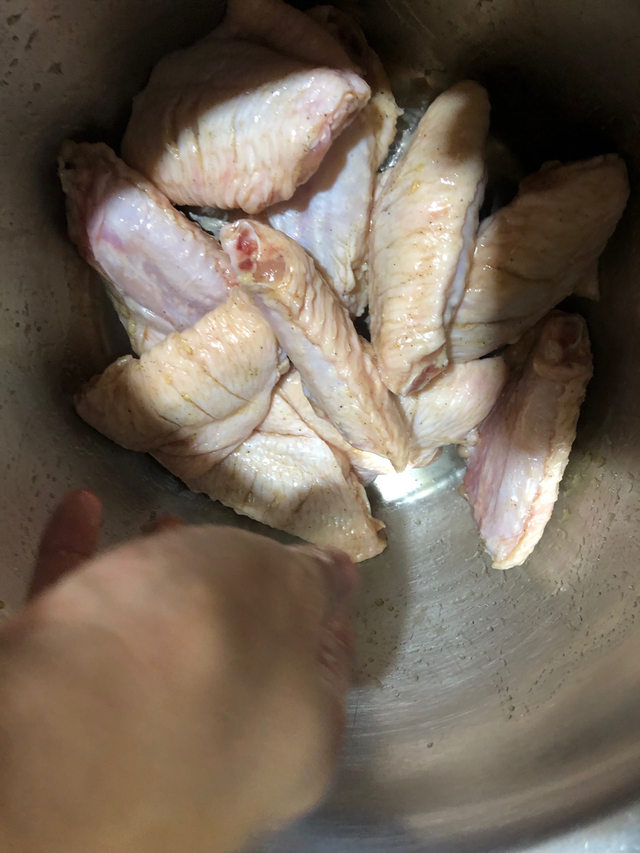 避风塘-鸡翅（内附脆皮糊做法）