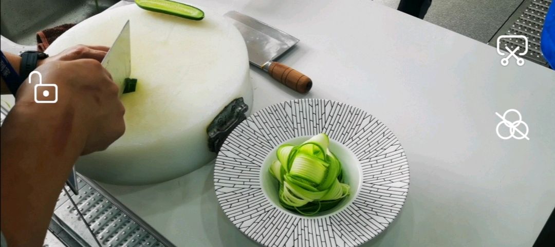 碧绿爽脆小瓜