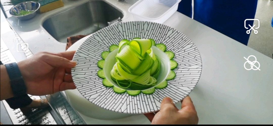 碧绿爽脆小瓜