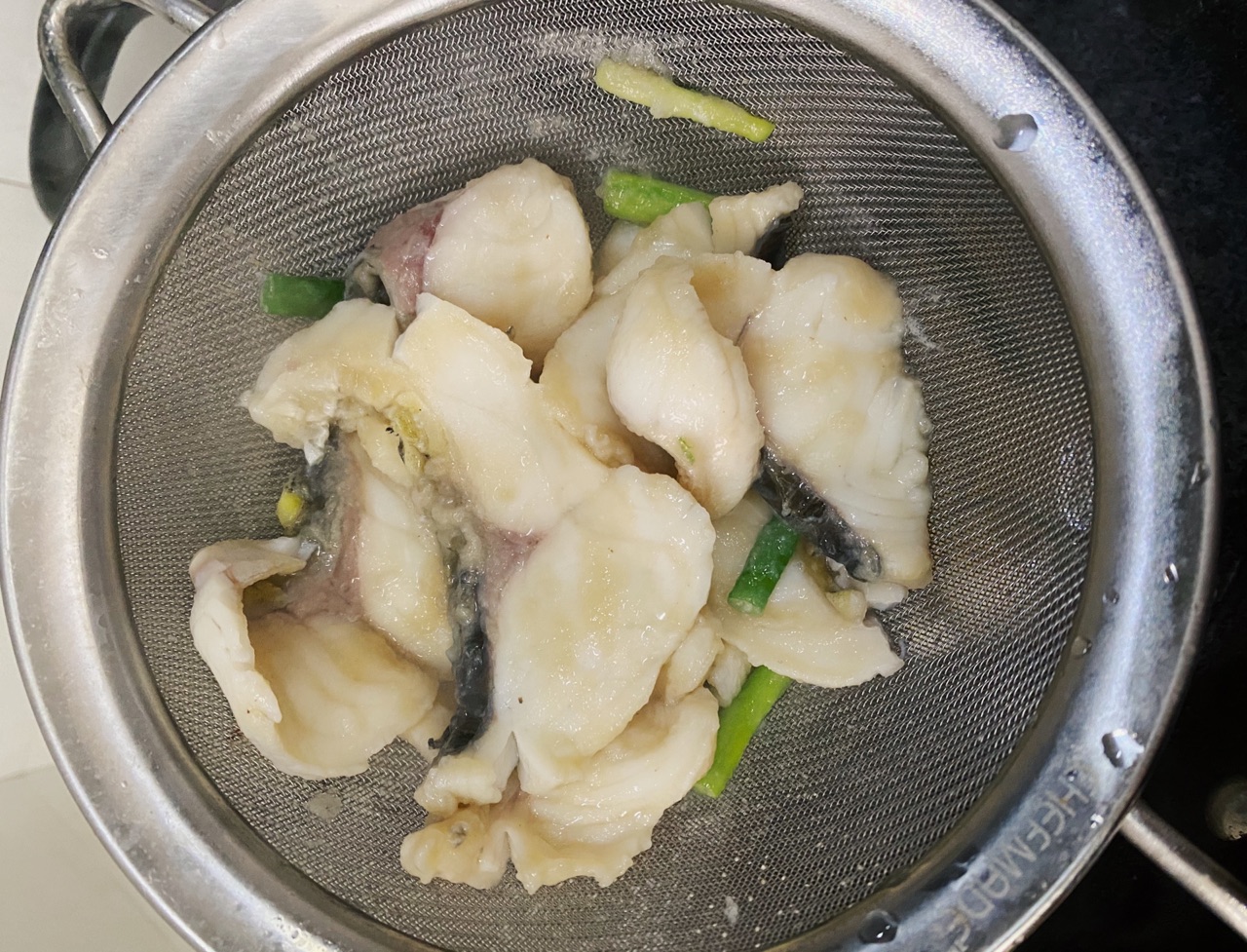 比水煮鱼更鲜香的“沸腾鱼片”