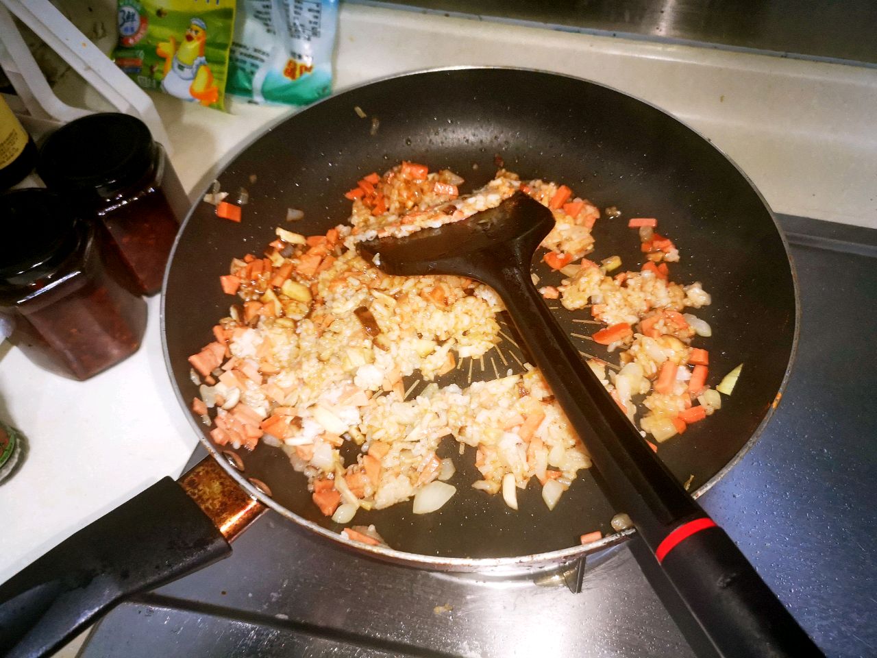 闭着眼也能做的快手蛋包饭