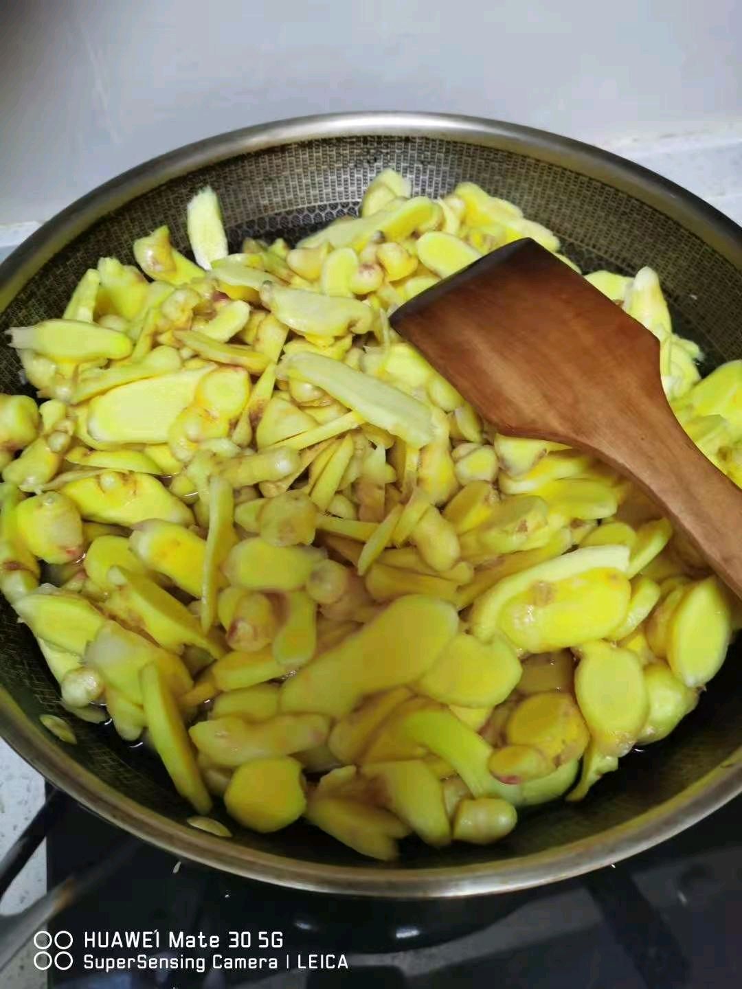 冰糖炒姜片