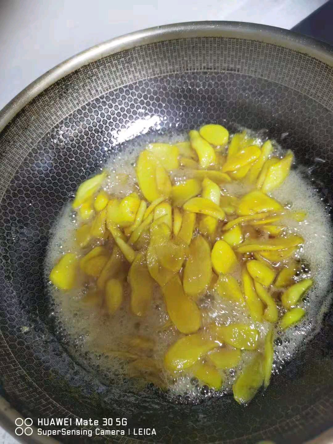 冰糖炒姜片