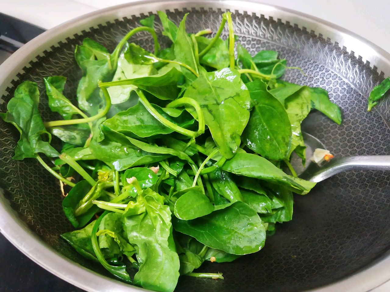 菠菜炖丸子