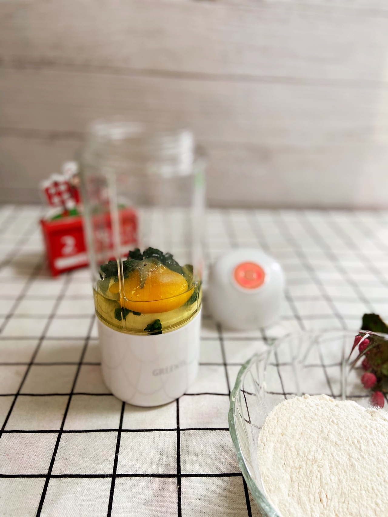 菠菜鸡蛋面 | 挑食宝宝也爱吃的面