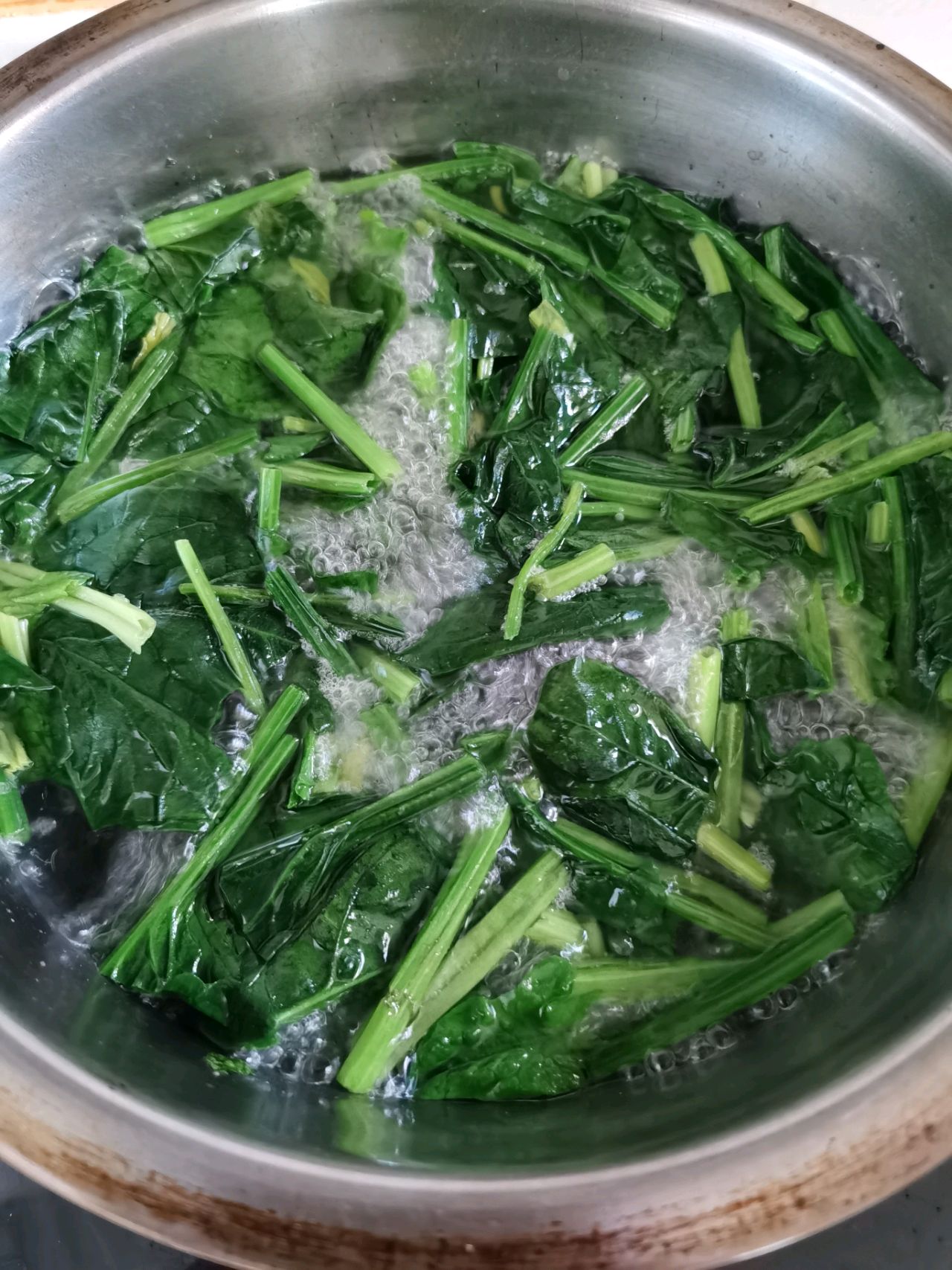 菠菜鸡蛋汤