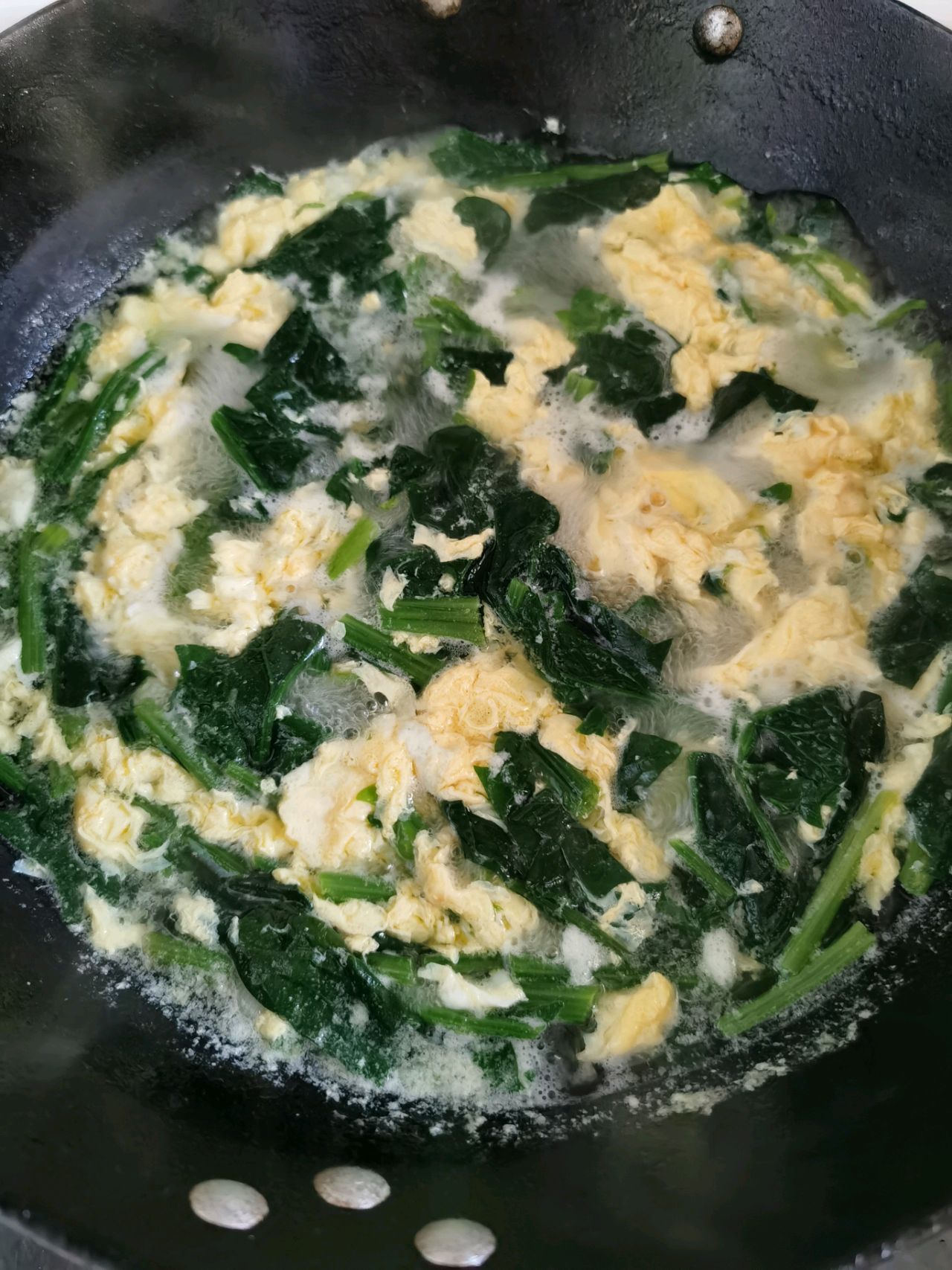 菠菜鸡蛋汤