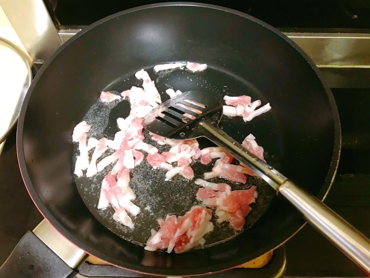菠菜肉丝炒年糕