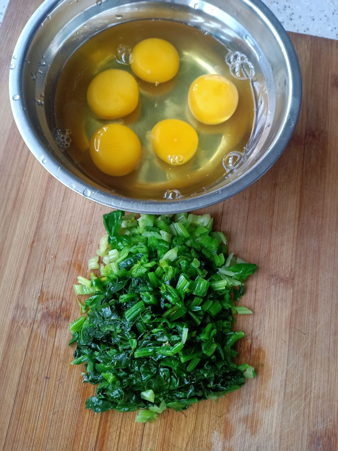 菠菜蒸蛋