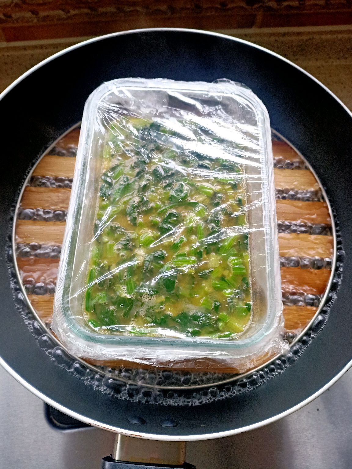 菠菜蒸蛋