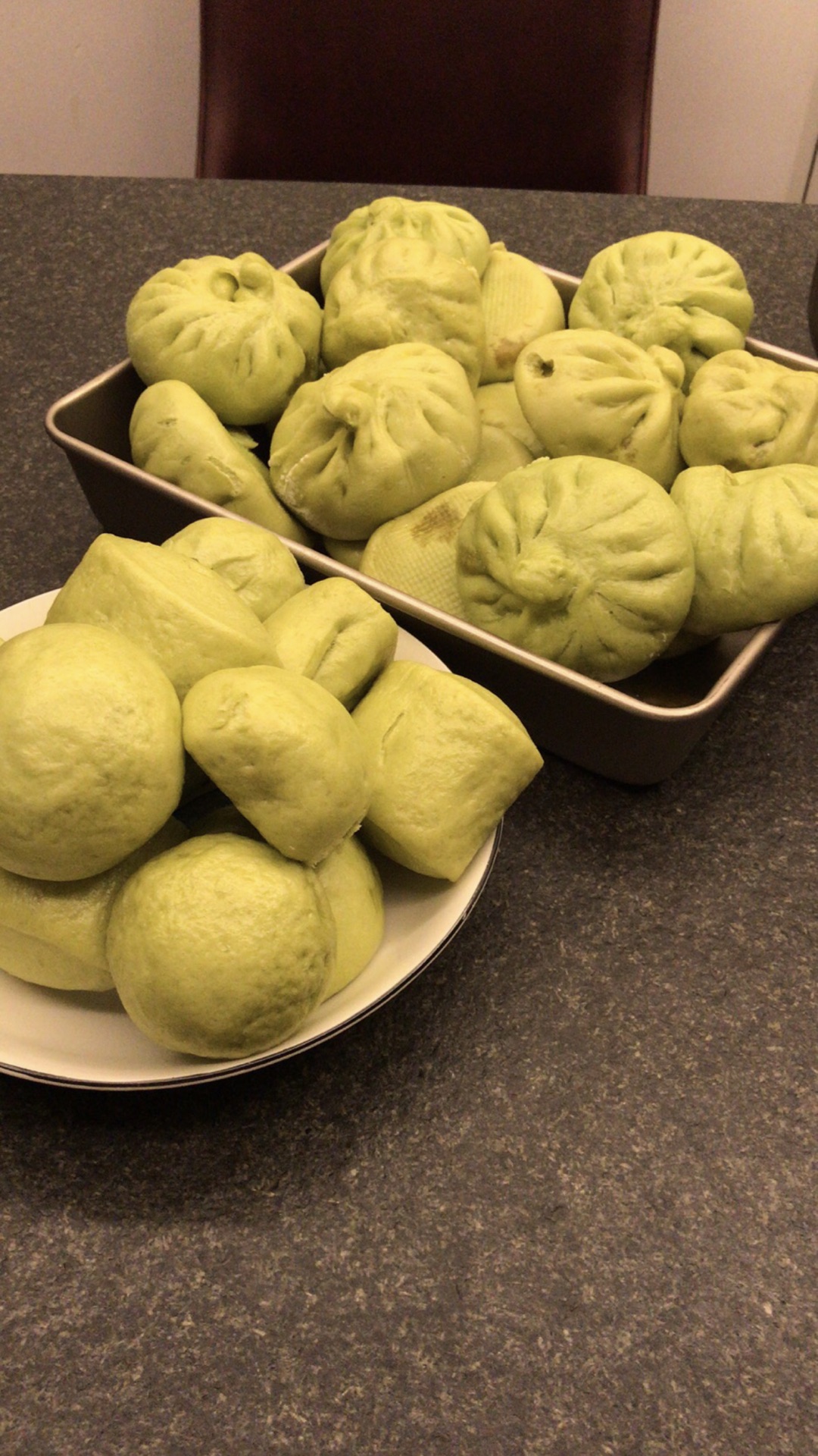 菠菜汁青椒豆腐馅包子