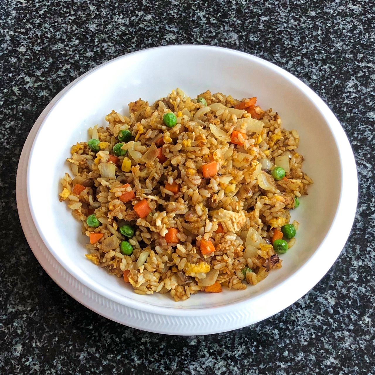 菠萝咖喱炒饭