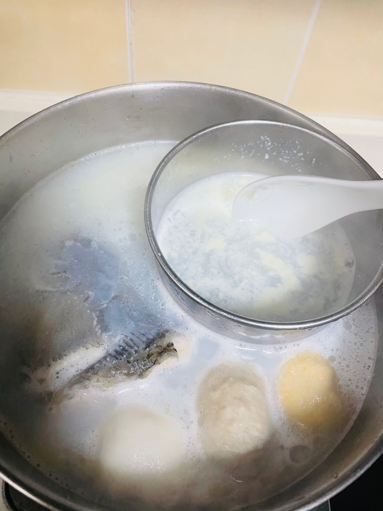 不熬汤也可以做的鱼头浓汤
