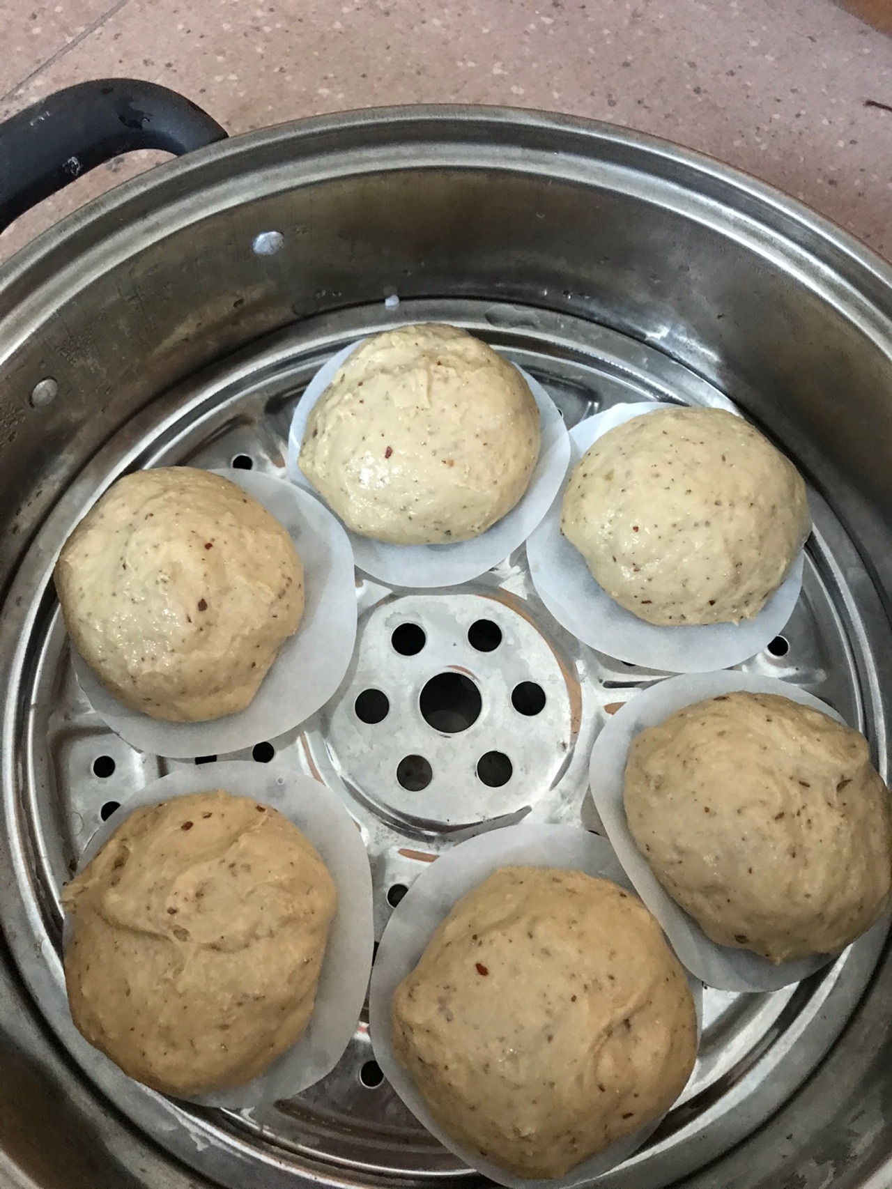不回缩的红枣红糖馒头