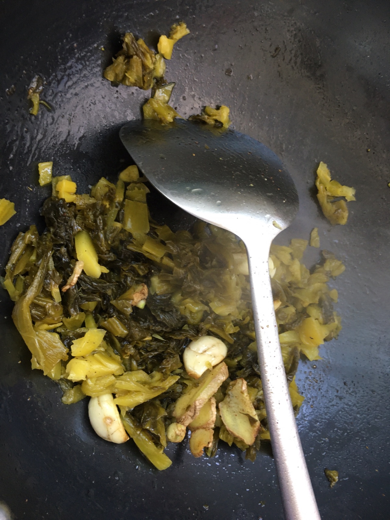 不辣不酸酸菜鱼