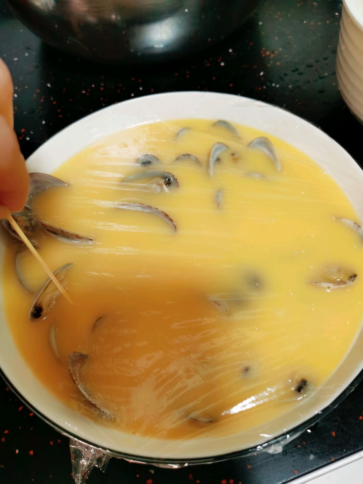 不能再嫩滑的花甲蒸蛋