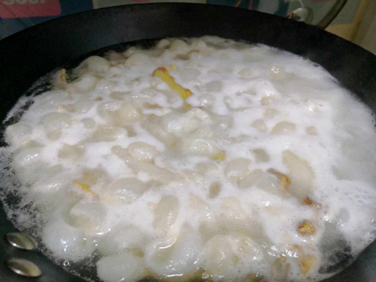 不同做法的鱼胶,满满胶原蛋白香辣鱼胶