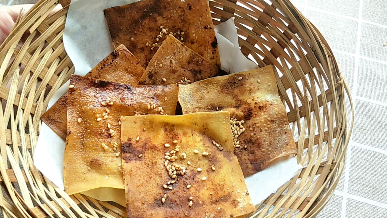 不需要油炸的脆饺子皮