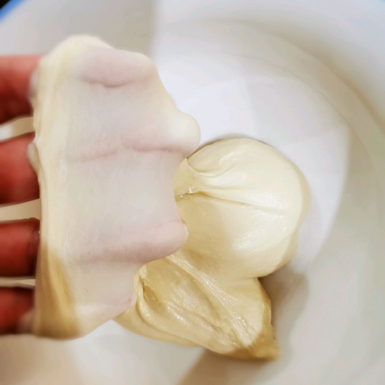 不用复杂馅料的简易火腿培根披萨