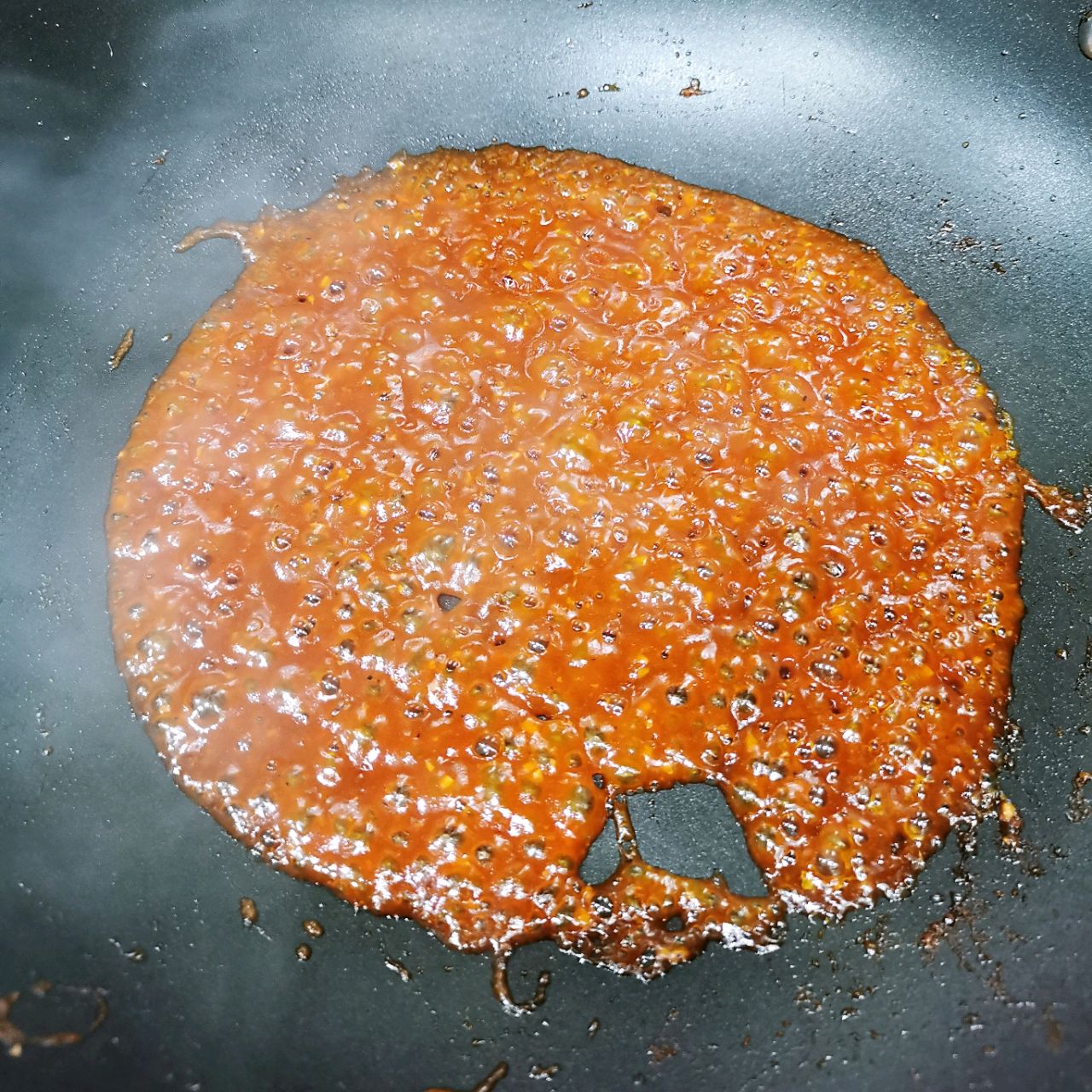 不用复杂馅料的简易火腿培根披萨