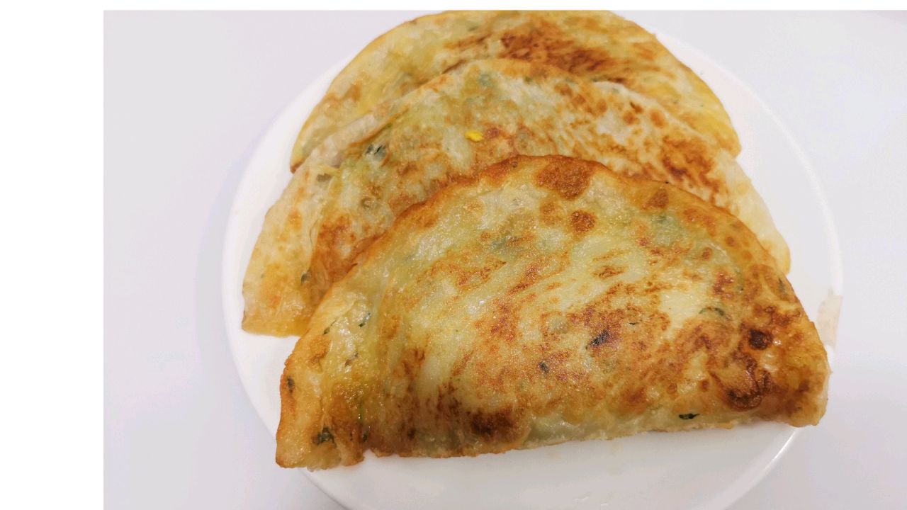 不用和面的韭菜盒子（手抓饼版）