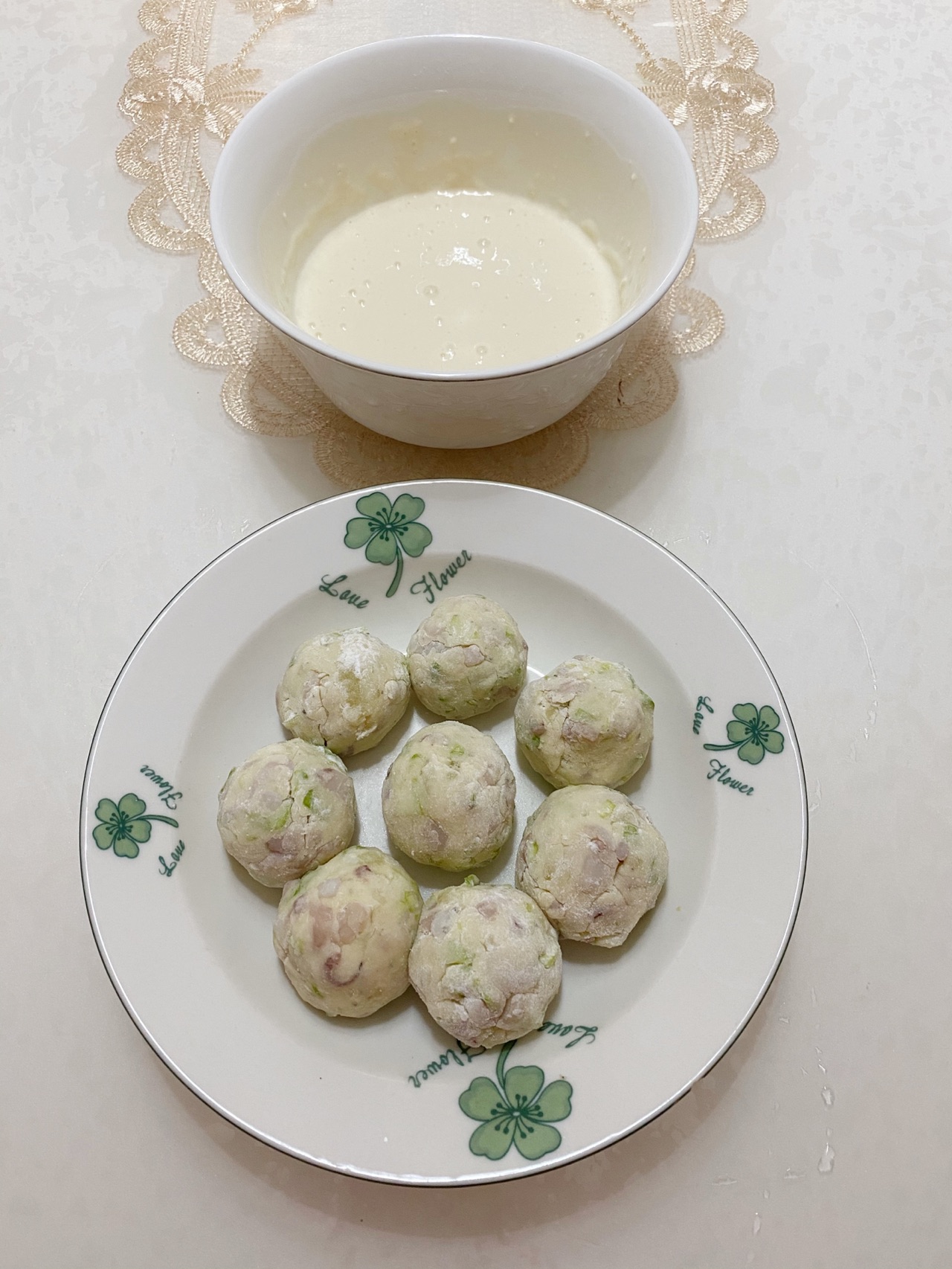 不用模具的章鱼小丸子