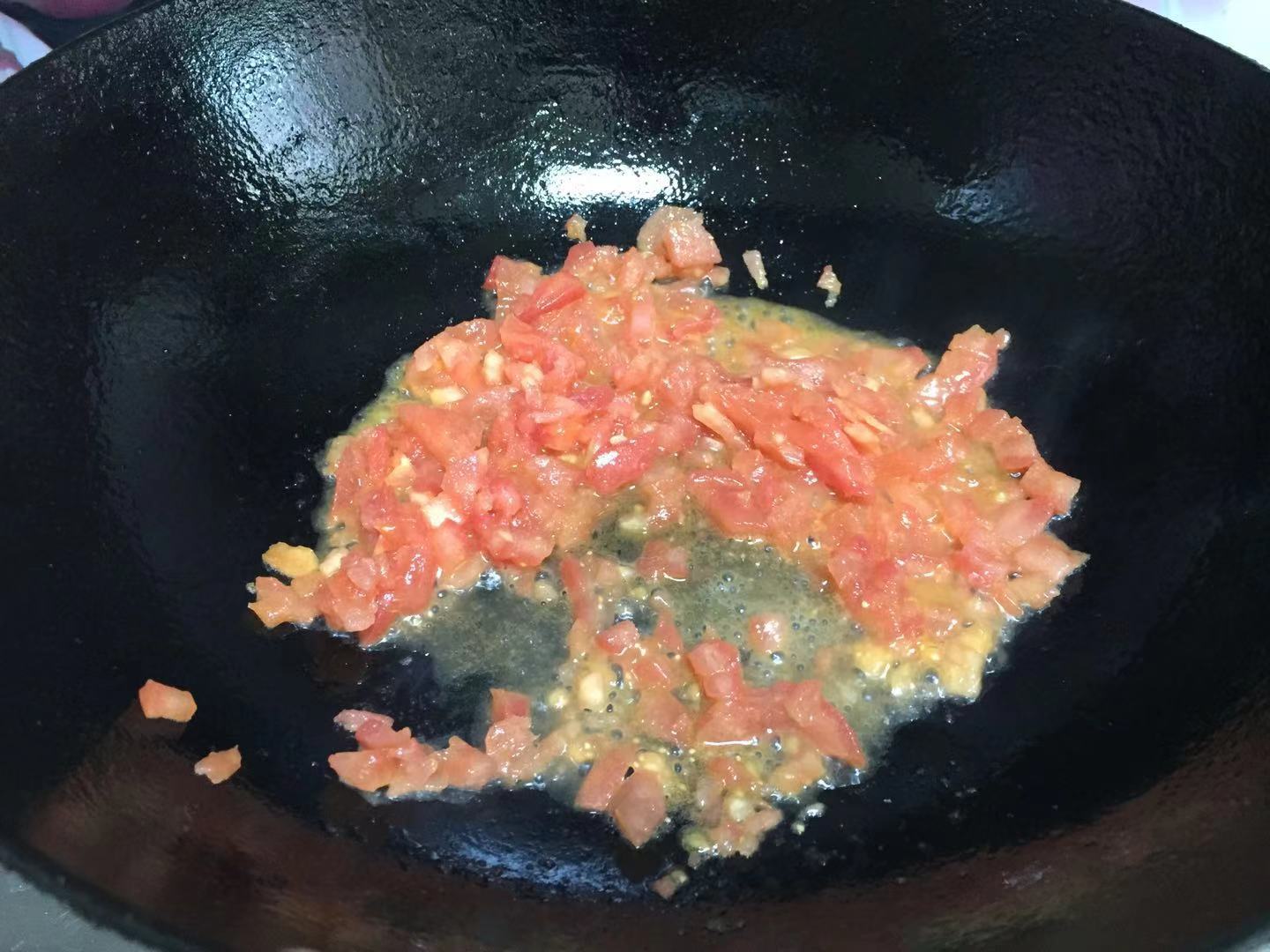 不油不腻多吃也不怕长胖—番茄水煮虾片汤