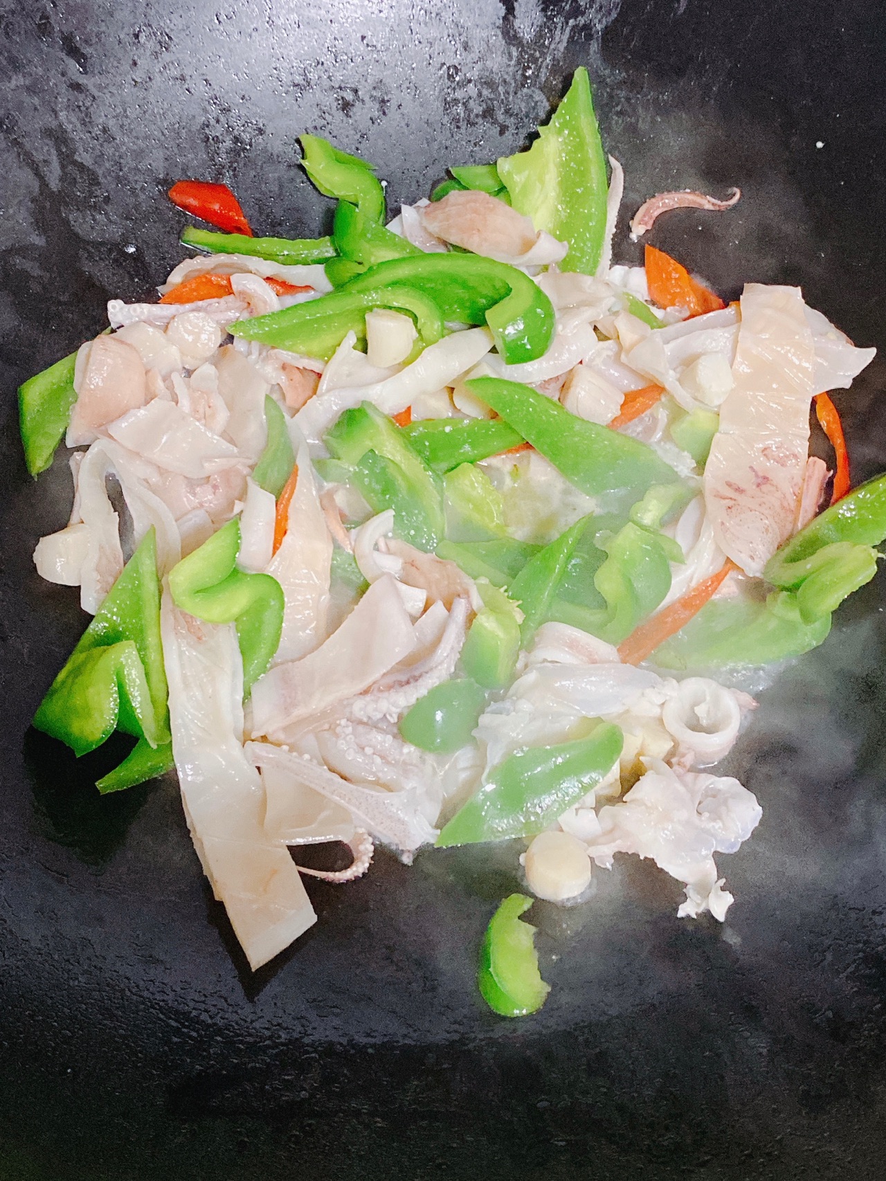 菜椒炒鱿鱼