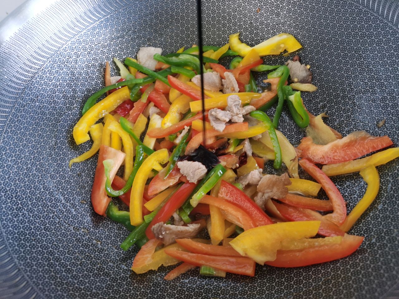 彩椒干豆腐