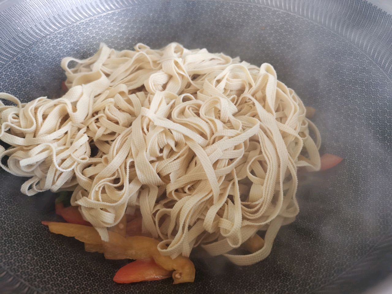 彩椒干豆腐