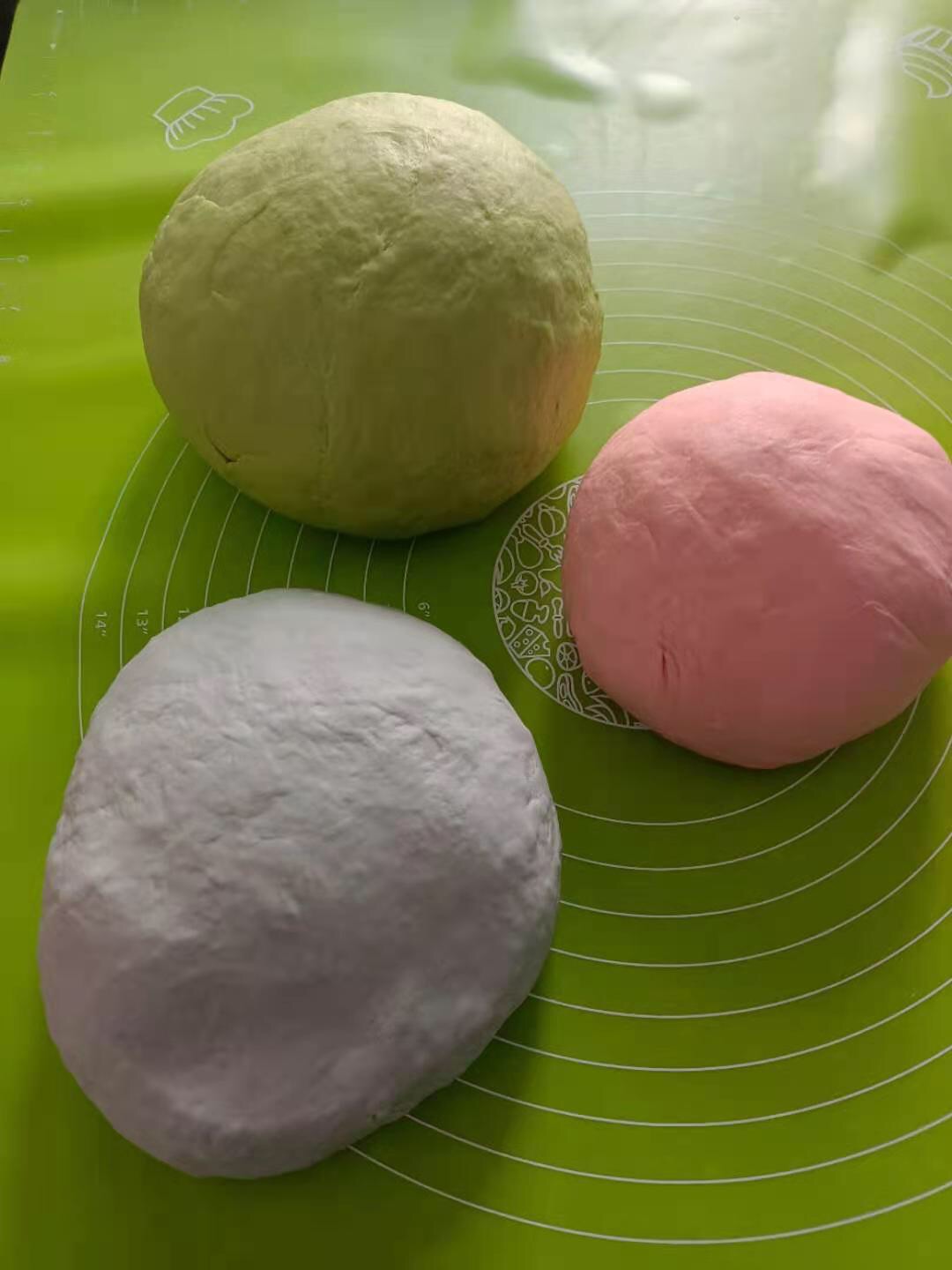彩色水饺