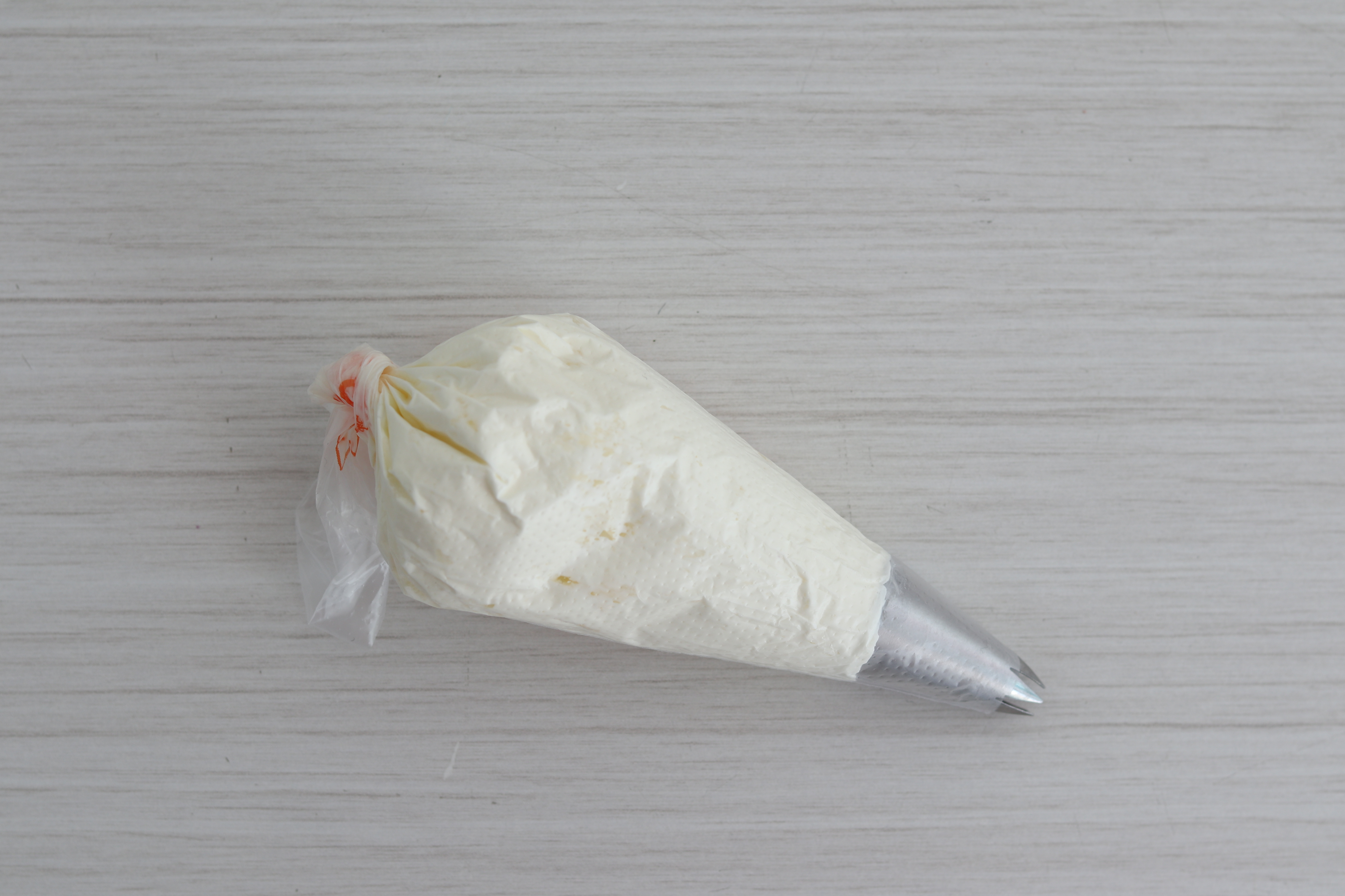 草莓爆浆麻薯