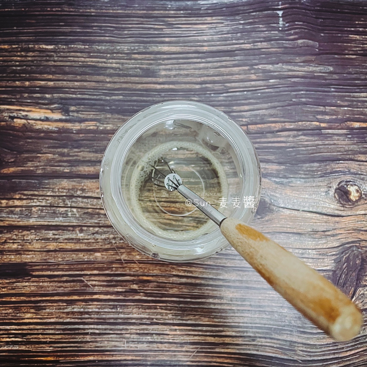 草莓冻芝士慕斯
