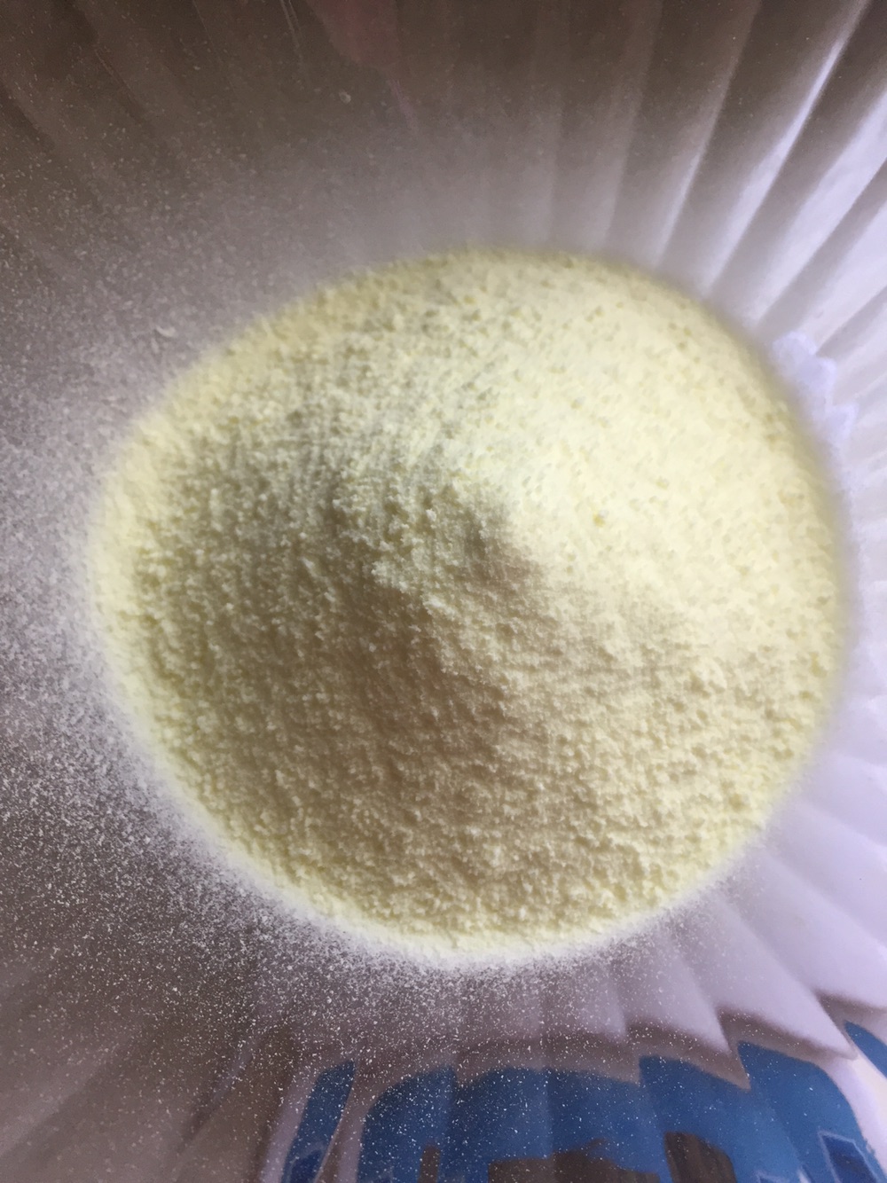 草莓奶香球