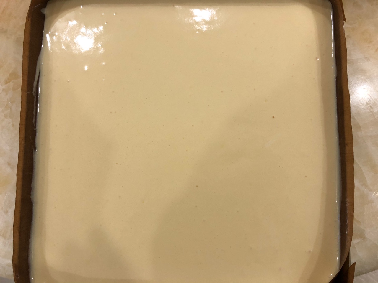 草莓奶油盒子蛋糕，简单易上手。