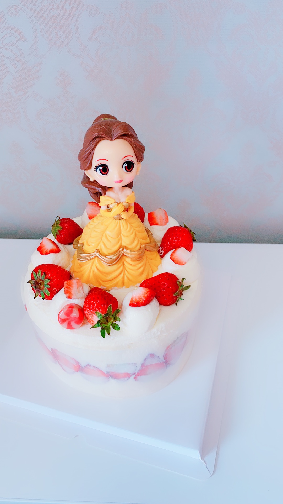 草莓生日蛋糕