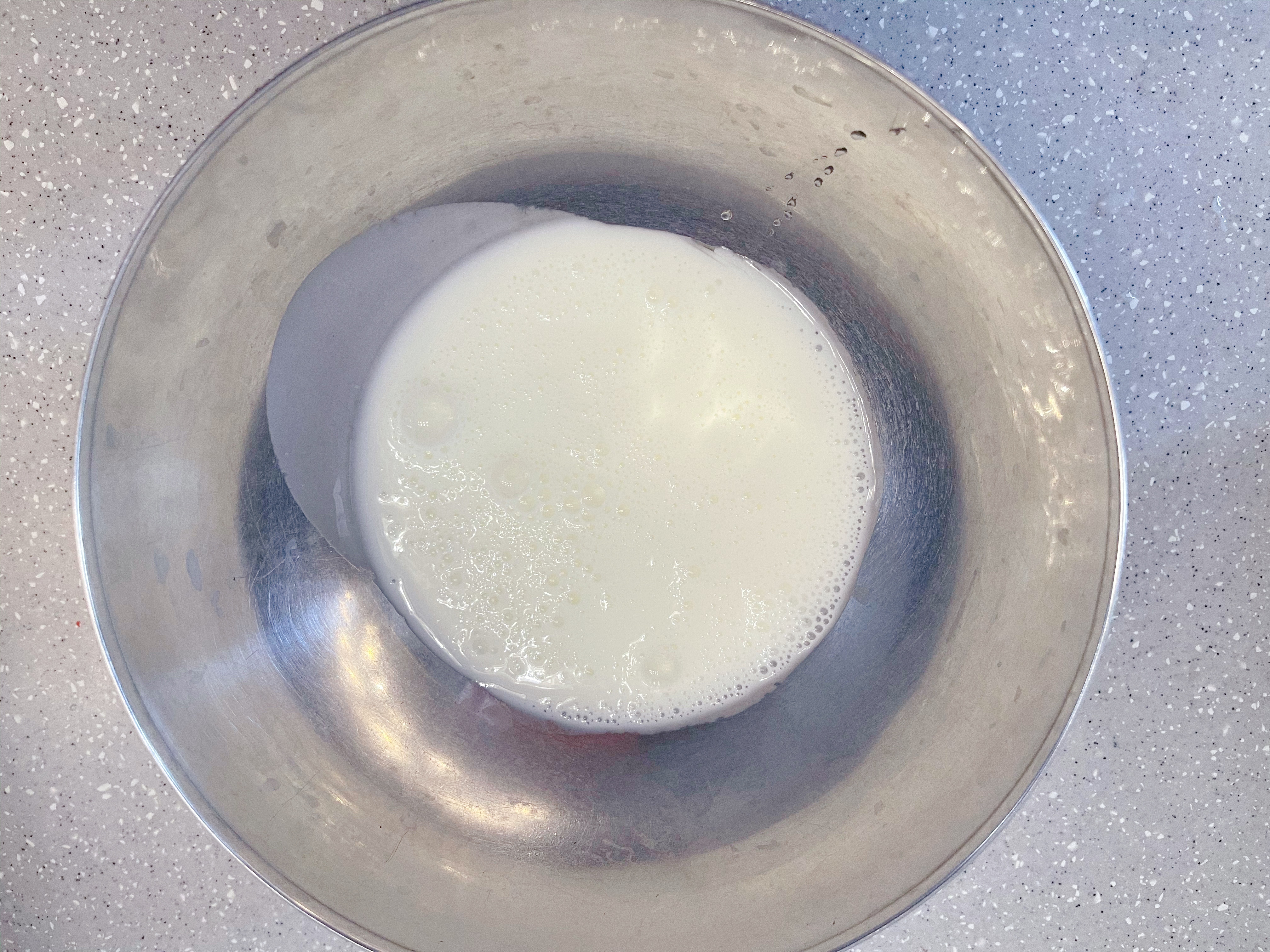 草莓酸奶奶昔