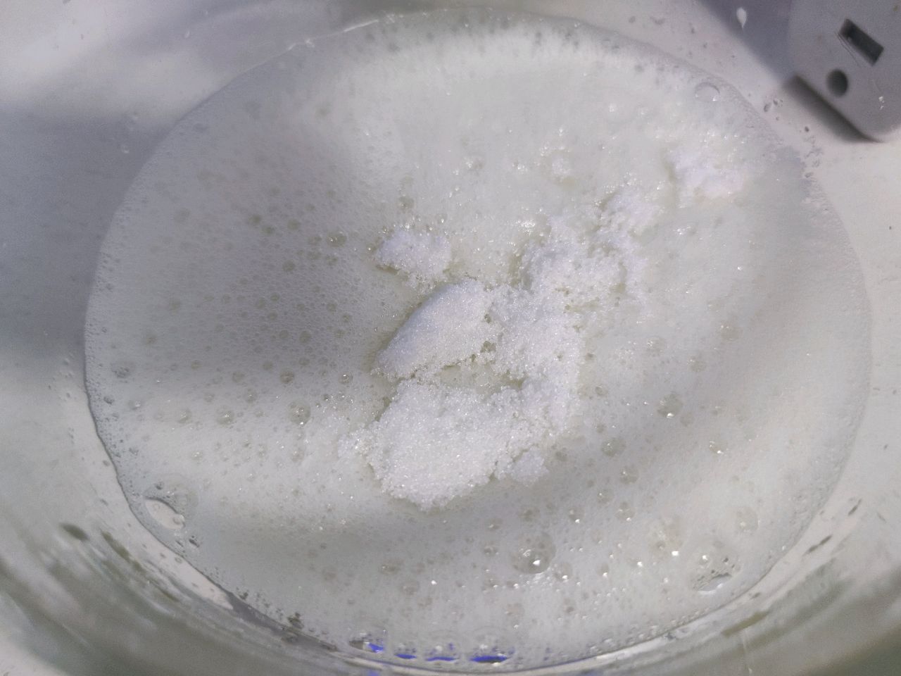 草莓炸弹蛋糕